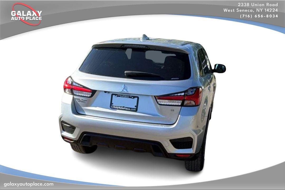 Used 2025 Mitsubishi Outlander Sport SE AWD/4WD image 6