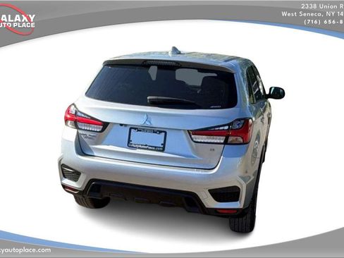 Used 2025 Mitsubishi Outlander Sport SE AWD/4WD image 6