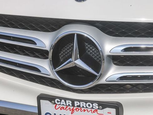 Used 2019 Mercedes-Benz GLC 300 image 7