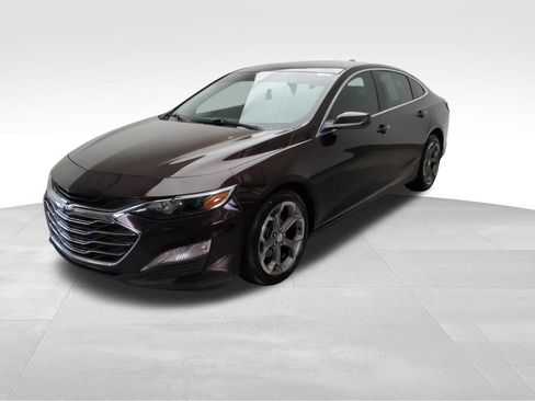 Used 2020 Chevrolet Malibu LT w/ Leather Package FWD image 1