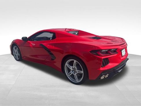 Used 2020 Chevrolet Corvette Stingray Convertible w/ 1LT RWD image 3