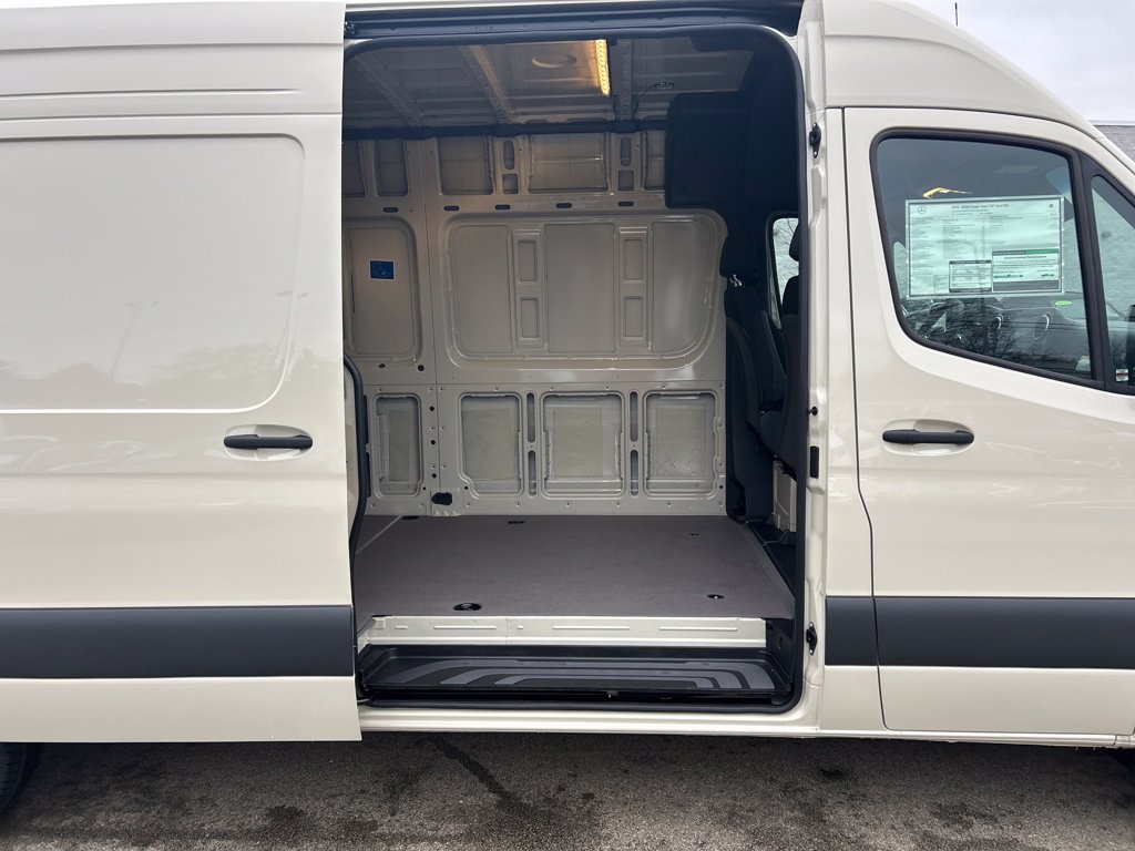 New 2026 Mercedes-Benz Sprinter 2500 image 22
