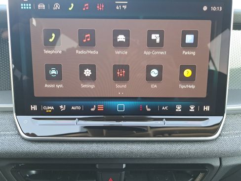 New 2026 Volkswagen Tiguan S image 21