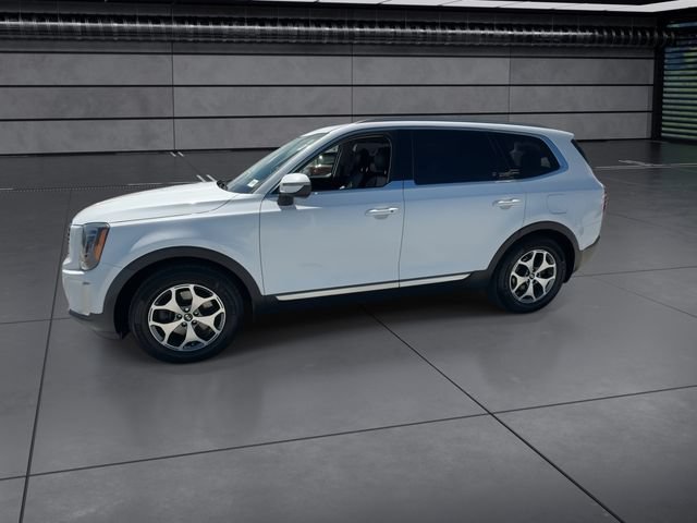 Used 2020 Kia Telluride EX w/ Towing Package FWD image 5