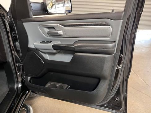 Used 2019 RAM 1500 Big Horn AWD/4WD image 12