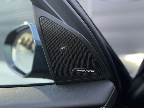 Used 2025 BMW X3 xDrive30i w/ Premium Package image 15