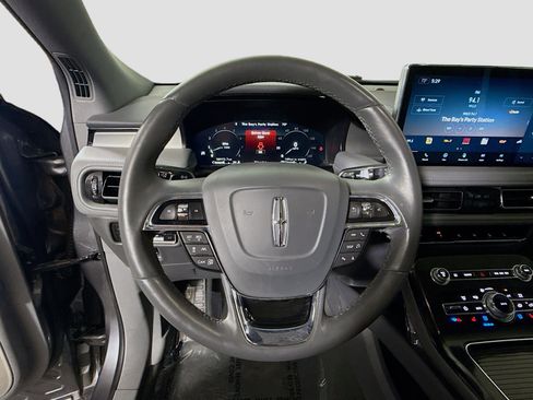 Used 2021 Lincoln Nautilus Reserve w/ Equipment Group 202A image 13