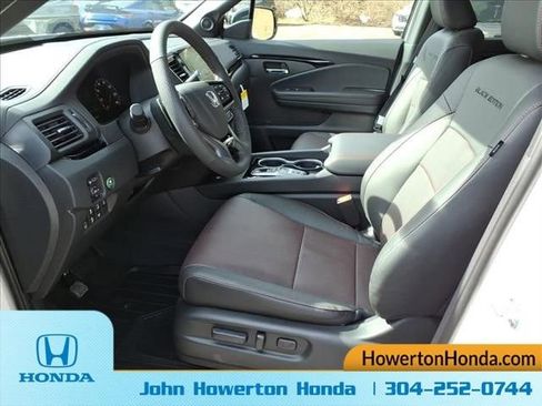 New 2026 Honda Ridgeline Black Edition image 9