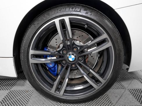 Used 2018 BMW M4 Coupe RWD image 29