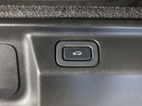 Used 2022 Land Rover Range Rover Long Wheelbase First Edition image 48