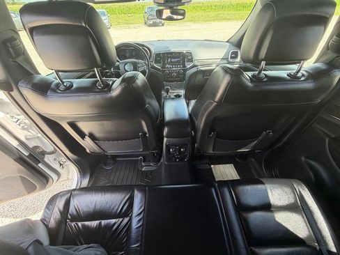 Used 2022 Jeep Grand Cherokee Limited AWD/4WD image 24