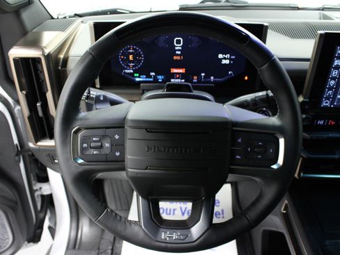 Used 2025 GMC Hummer EV 3X w/ LPO, Sport Package image 17