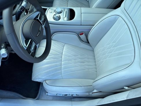 Used 2024 Genesis G90 3.5T image 12