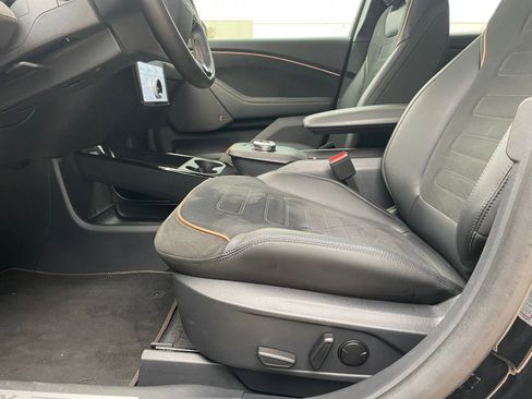 Used 2023 Ford Mustang Mach-E GT image 28