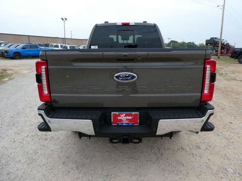 New 2026 Ford F250 XLT w/ XLT Premium Package AWD/4WD image 6