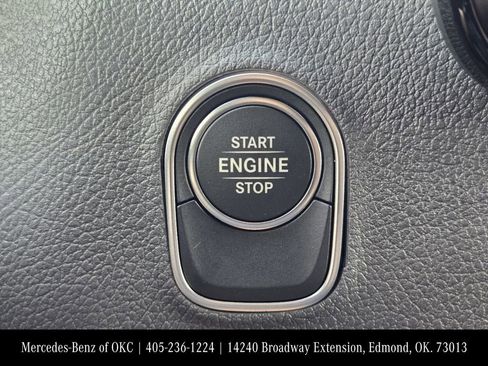 Used 2025 Mercedes-Benz Sprinter 2500 image 21