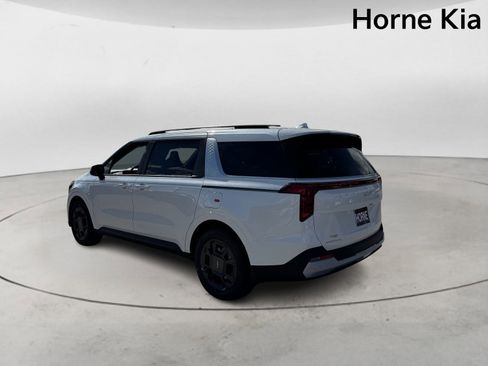 New 2026 Kia Carnival EX image 5