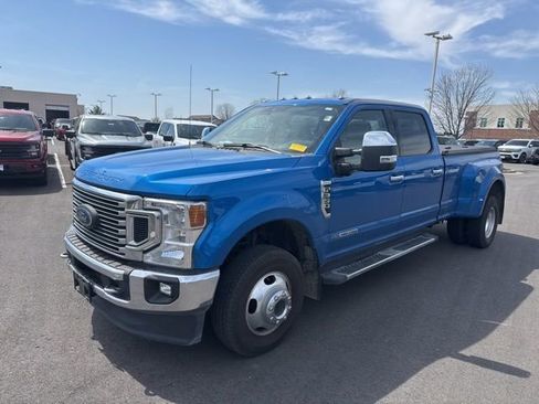 Used 2020 Ford F350 Lariat w/ Chrome Package image 3