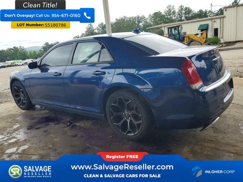 Used 2019 Chrysler 300 S RWD image 3