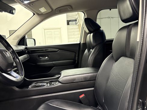 Used 2024 Honda Pilot EX-L image 4