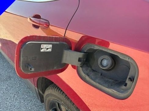 Used 2021 Chevrolet Equinox LT FWD image 13