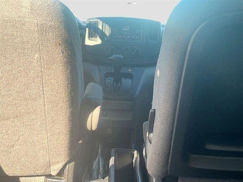 Used 2021 Nissan NV200 SV w/ Back Door Glass Package image 21