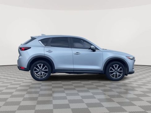 Used 2018 MAZDA CX-5 Touring FWD image 9