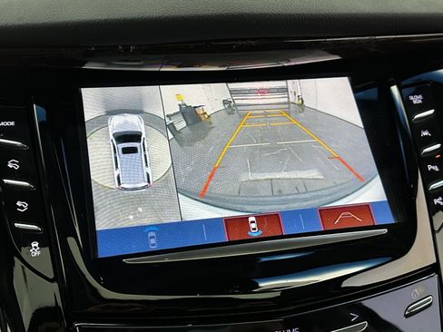 Used 2019 Cadillac Escalade Luxury image 24