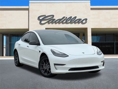 Used 2019 Tesla Model 3 Mid Range