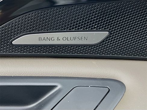 New 2025 Audi Q5 Prestige image 18