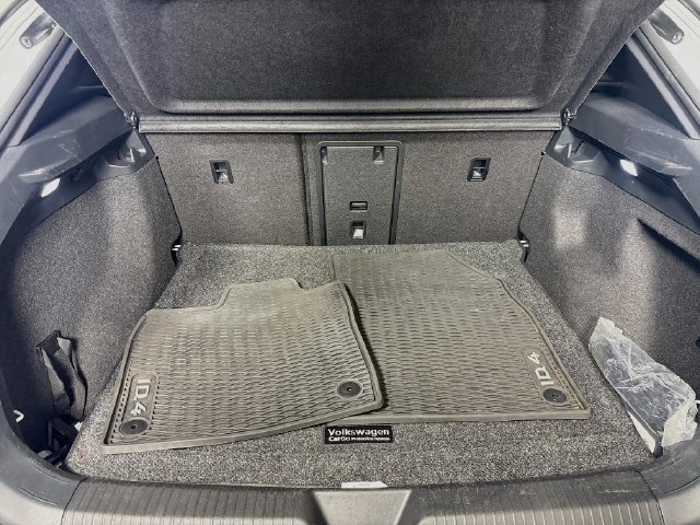 Used 2022 Volkswagen ID.4 Pro S w/ Gradient Package AWD/4WD image 25