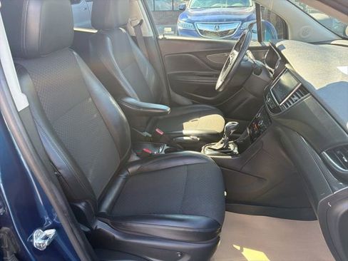 Used 2020 Buick Encore Preferred w/ Safety Package FWD image 19