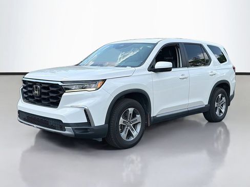Used 2024 Honda Pilot EX-L image 2