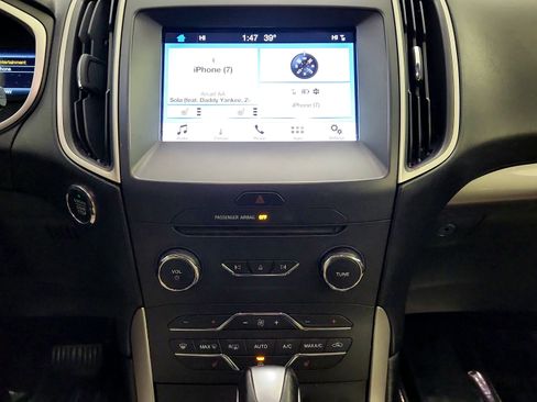 Used 2016 Ford Edge SEL w/ Equipment Group 201A AWD/4WD image 27