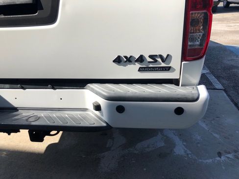 Used 2021 Nissan Frontier SV image 7