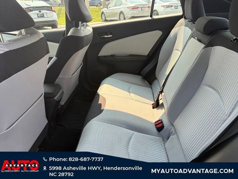 Used 2017 Toyota Prius Two FWD image 23