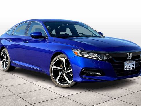 Used 2020 Honda Accord Sport image 2