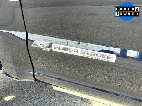 Used 2022 Ford F250 Lariat w/ Lariat Ultimate Package image 3