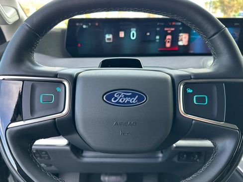 New 2025 Ford Expedition Platinum w/ Platinum Ultimate Package image 27