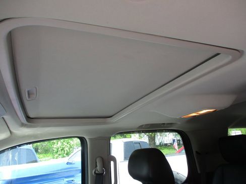 Used 2011 Chevrolet Tahoe LTZ image 14