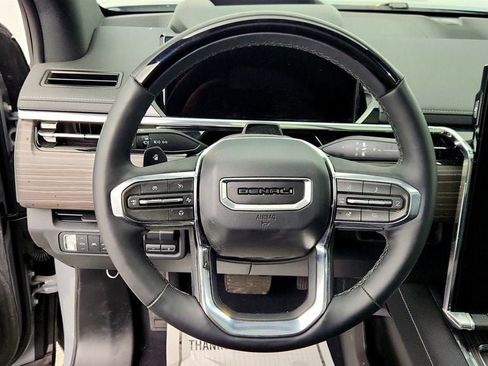 Used 2025 GMC Sierra EV Denali image 12