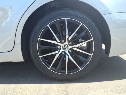 Certified 2023 Toyota Camry SE image 9