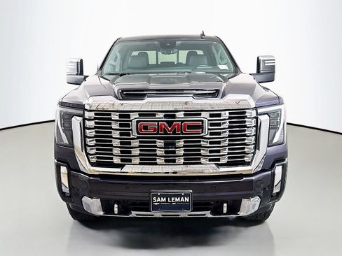 Used 2024 GMC Sierra 2500 Denali w/ Denali Reserve Package AWD/4WD image 2