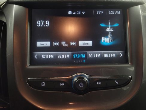 Used 2018 Chevrolet Cruze LT w/ Convenience Package FWD image 25
