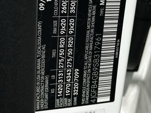 Certified 2025 Mercedes-Benz GLE 450e 4MATIC image 35
