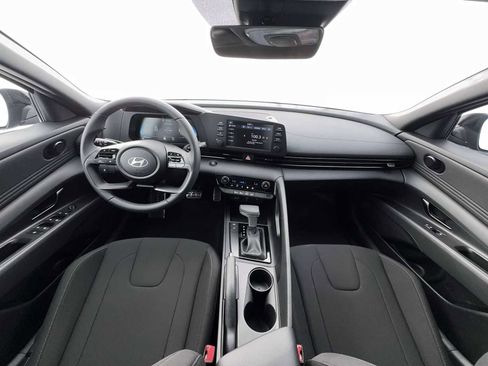 New 2026 Hyundai Elantra Sport FWD image 13