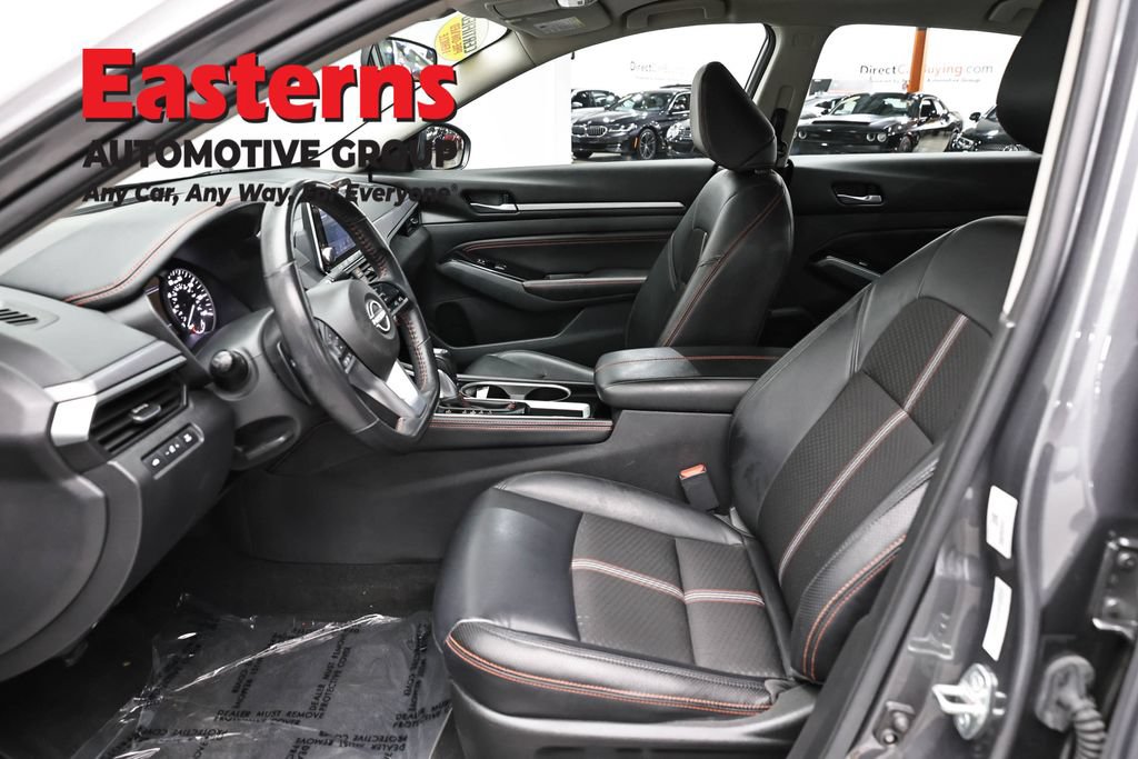 Used 2023 Nissan Altima 2.5 SR FWD image 16
