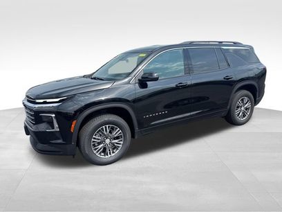 Used 2025 Chevrolet Traverse LT