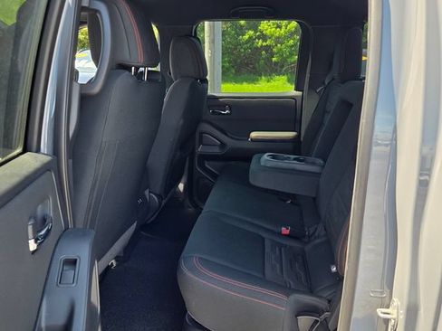 Used 2024 Nissan Frontier PRO-4X w/ Off-Road Protection Package AWD/4WD image 10