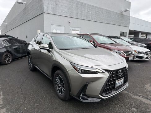 Used 2025 Lexus NX 350h AWD w/ Cold Area Package image 2